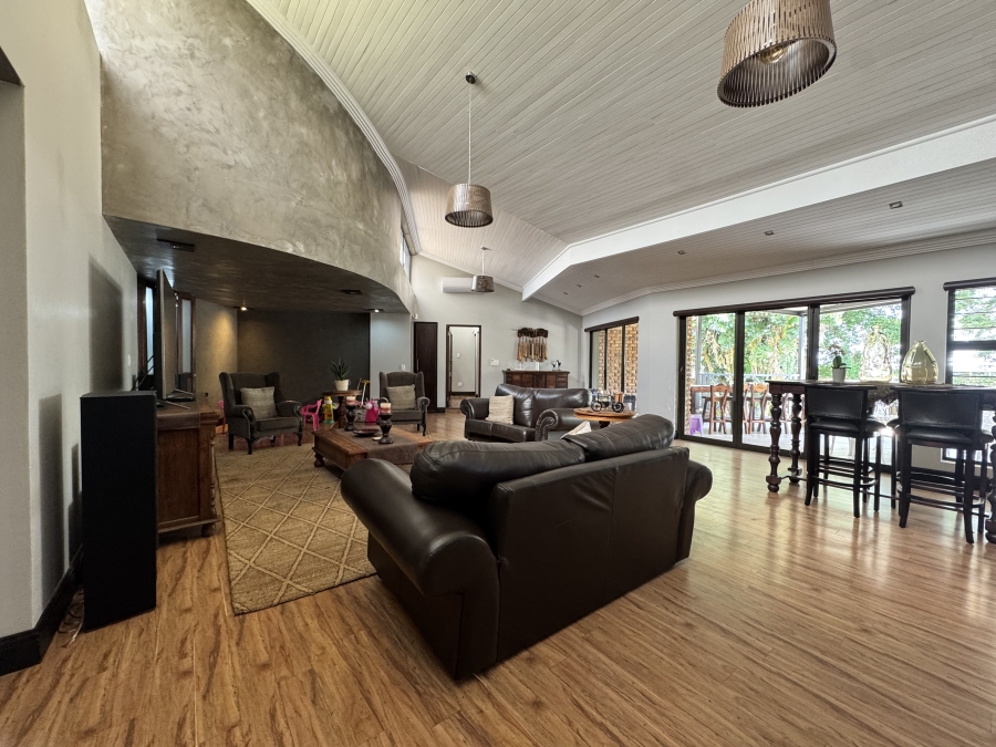 4 Bedroom Property for Sale in Wilkoppies North West